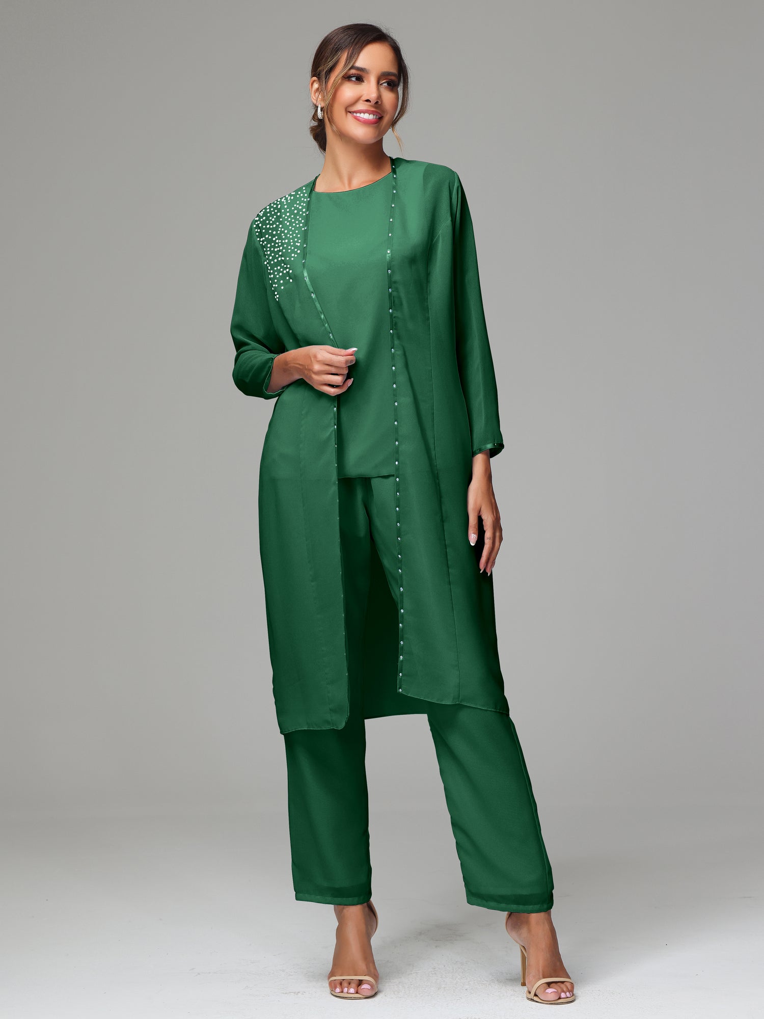 LOVELY SHWESHWE PANTS AND DRESSES WITH MODERN FABRICS | New look fashion,  African traditional wear, African fashion skirts